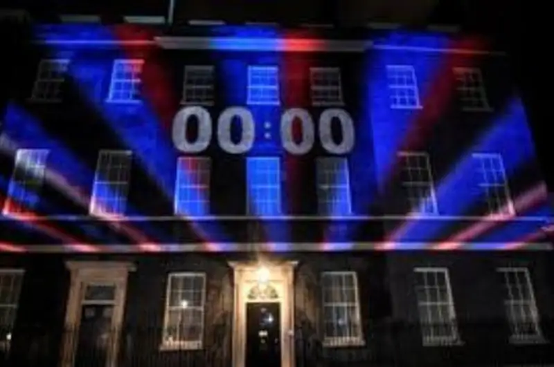 Великобритания официально вышла из ЕС через 3,5 года после референдума