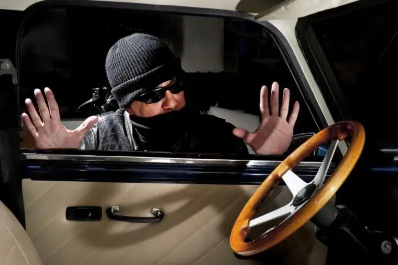 У павлодарца по ошибке угнали автомобиль