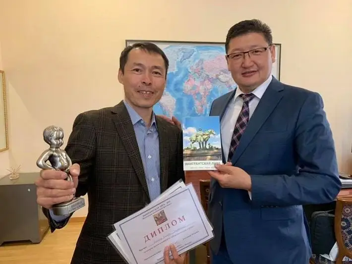 Казахстанский поэт завоевал «серебро» на международном фестивале в Европе