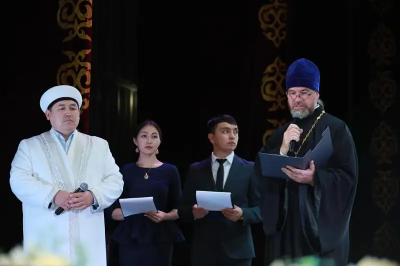 Впервые в ВКО состоялся вечер духовной музыки и поэзии