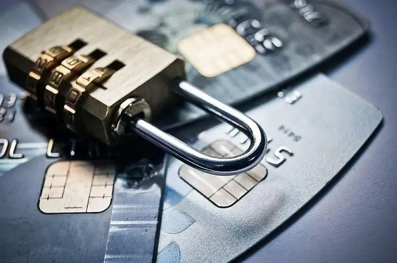 Более 320 тысяч арестов отозвано с банковских счетов  физических лиц