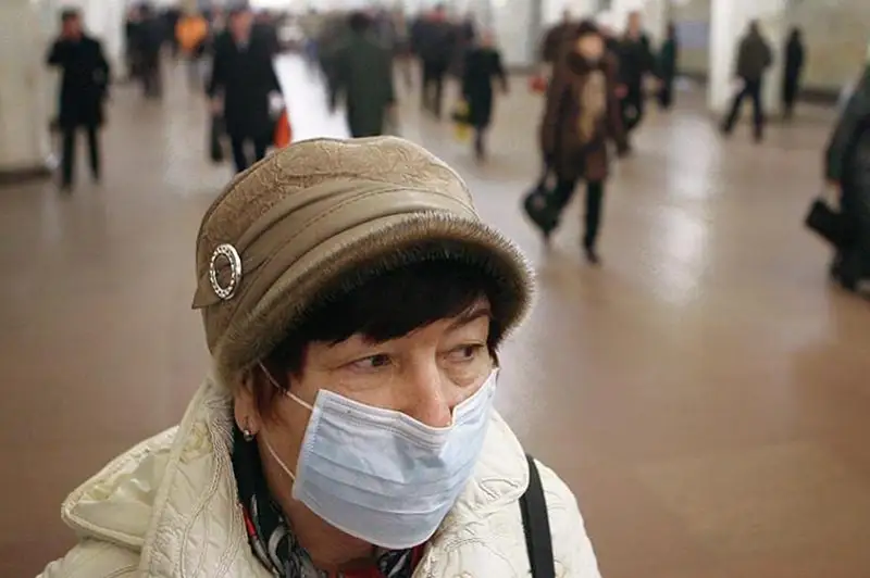 Носить маски требуют от пассажиров поездов, курсирующих между Казахстаном и Китаем