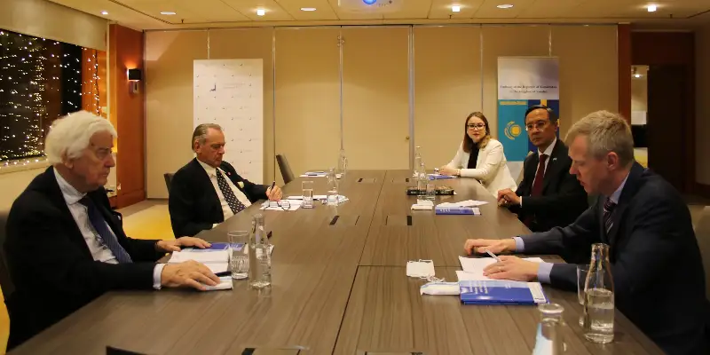 Роль Казахстана в разрешении международных кризисов обсудили в Швеции