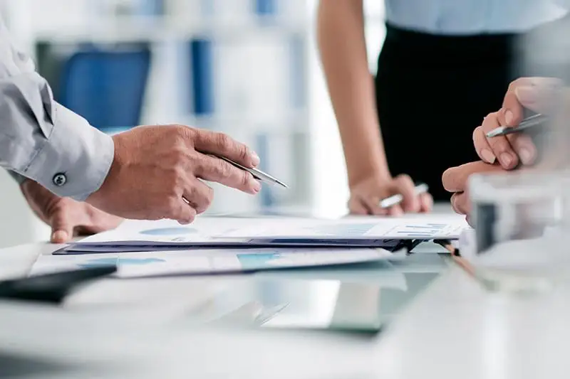 В ВКО проверят трудовые договора сотрудников иностранных компаний