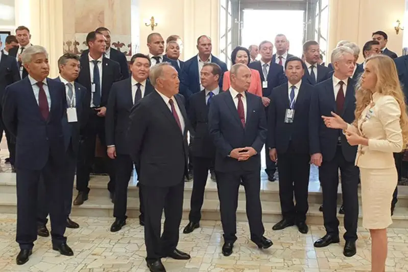 Елбасы принимает участие в открытии павильона «Казахстан» на ВДНХ