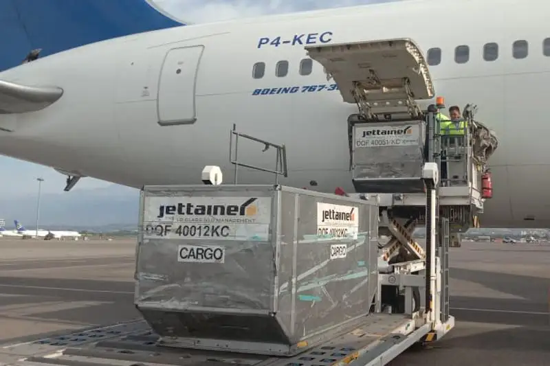 Пять тысяч санитарно-защитных  экранов передала украинская компания Казахстану