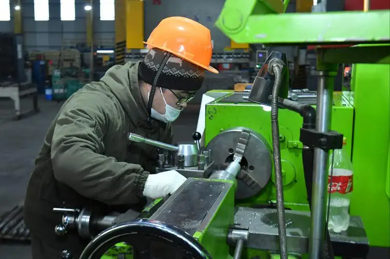 Сельскохозяйственную технику начали выпускать в Туркестанской области