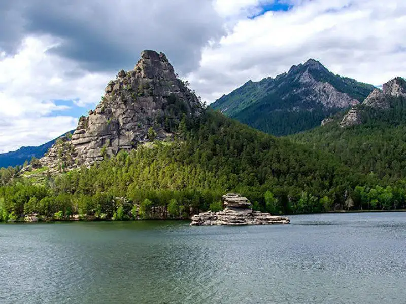 Бурабай - в топ-3 самых популярных в СНГ для лечебно-оздоровительного отдыха
