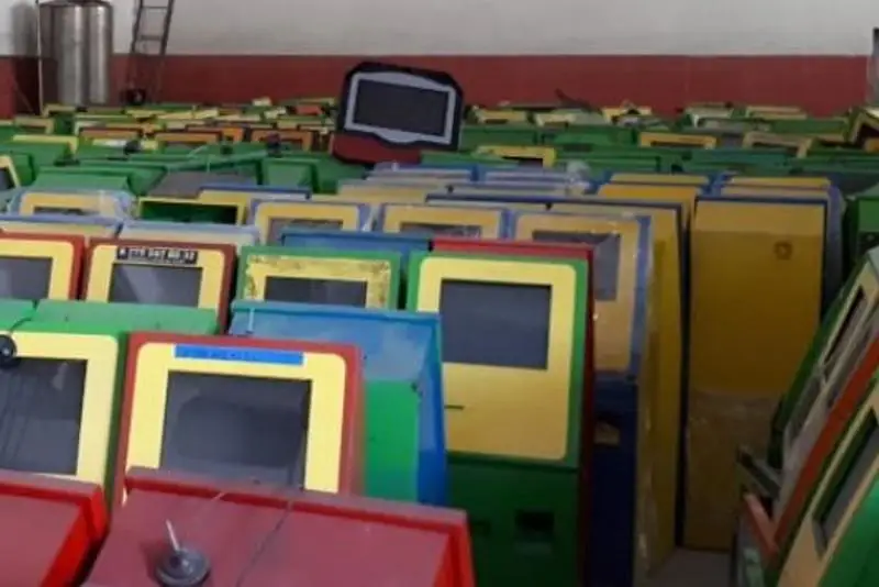 Уничтожение игровых терминалов продолжается в Алматы