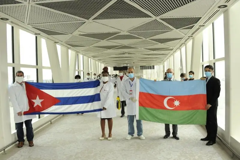 Очередная бригада кубинских врачей прибыла в Азербайджан