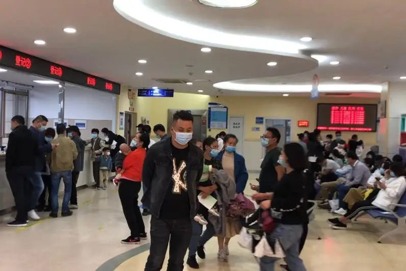 В двух городах Китая стартовала вакцинация от коронавируса