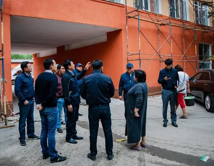 Аким столицы проверил готовность к учебному году 5 школ города