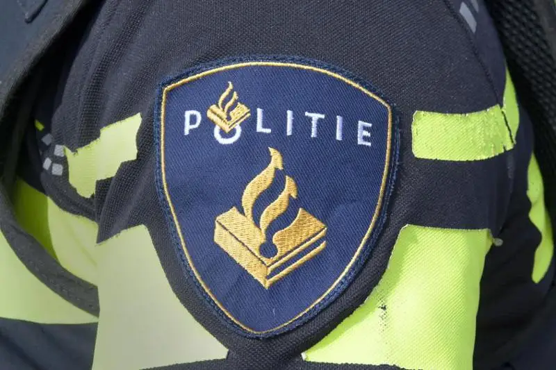 Коронавирус: полиция остановила свадебное торжество в Нидерландах