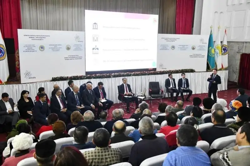 Когда жителей Наурызбайского района Алматы обеспечат качественной питьевой водой, рассказал аким