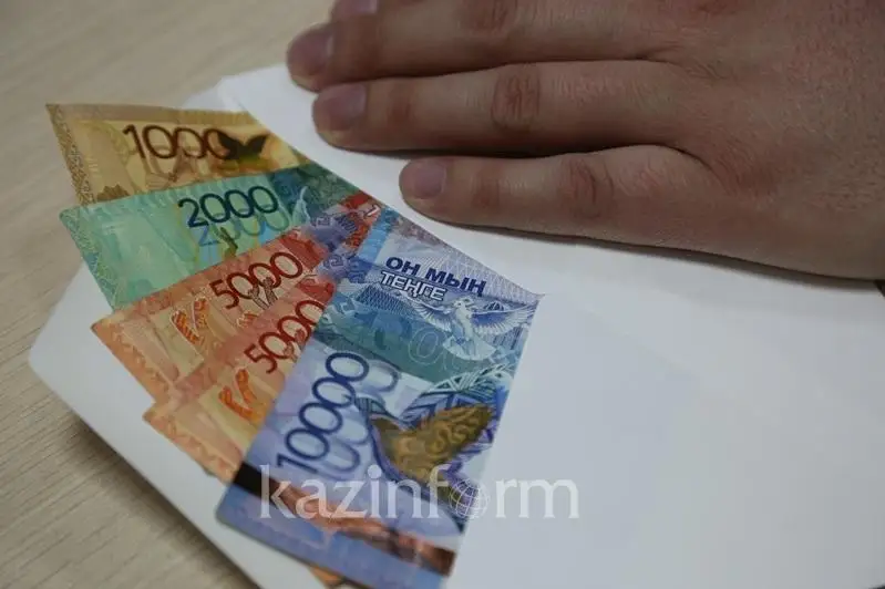 Сотрудник Акмолинского отделения КТЖ подозревается в мошенничестве