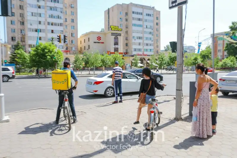 Президент: Беззаботное поведение казахстанцев - одна из причин роста коронавируса