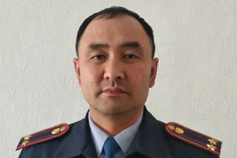 Павлодарский участковый борется с преступностью и благоустраивает дворы