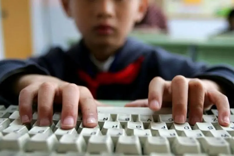 ​94 тысячи школьников перешли на дистанционное обучение в Костанайской области