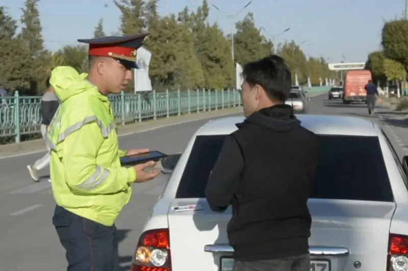 Около 6,5 тысячи нарушений ПДД выявили за неделю полицейские Туркестанской области