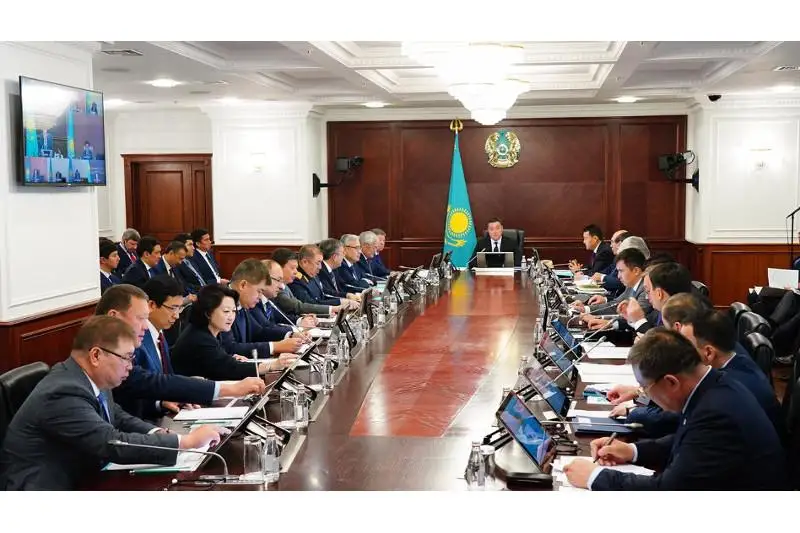 В Правительстве рассмотрели развитие гражданской авиации и снижение цен на авиабилеты