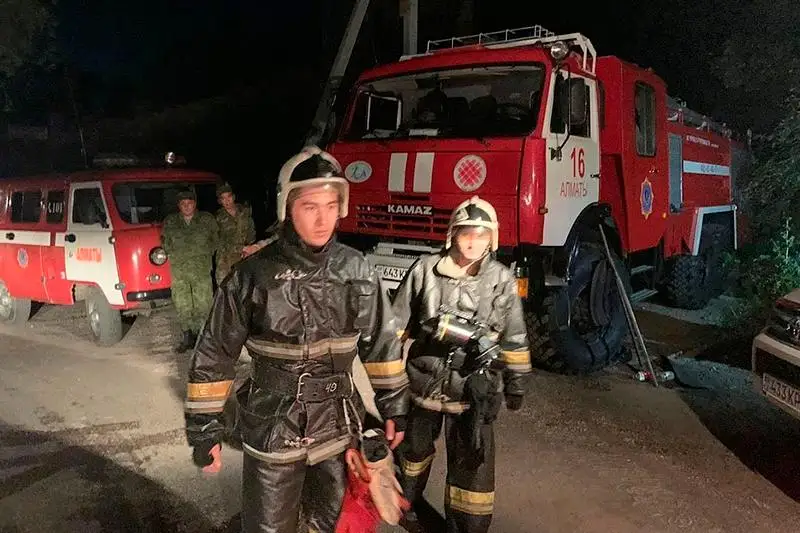 Начальник ДЧС о пожарах в Алматы: рассматриваются все версии