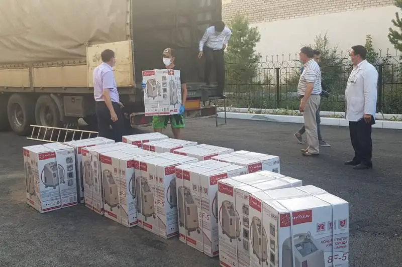 160 кислородных аппаратов доставили в ЗКО из России