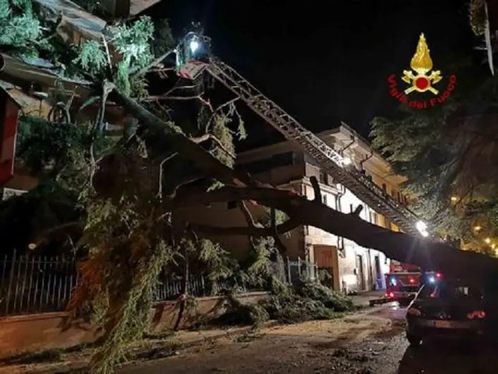 Ураган обрушился на северо-восток Италии