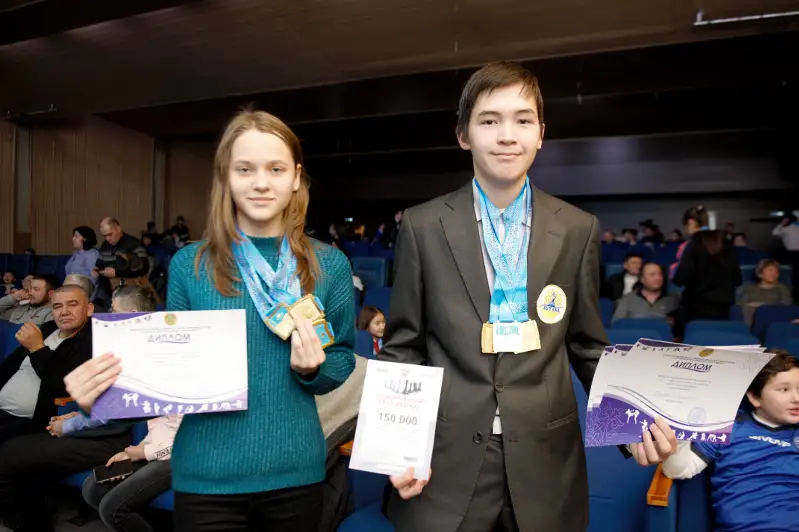 Названы имена юных чемпионов Казахстана по шахматам