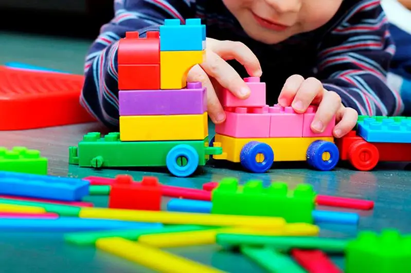 Как детям учителей планируют предоставить первоочередное право получения места в детсадах