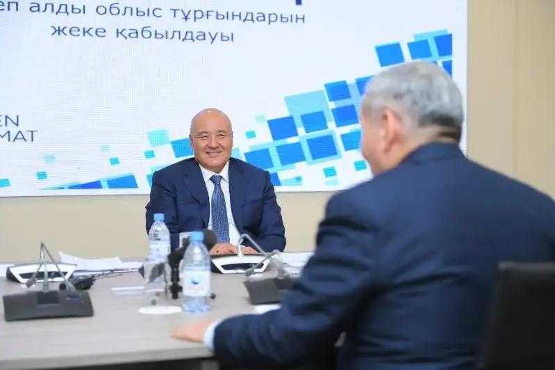 Аким Туркестанской области провел личный прием граждан