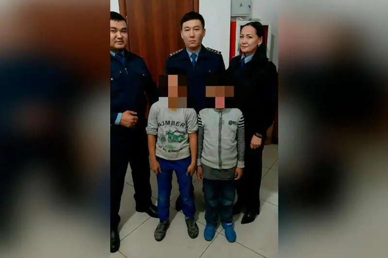 Полиция Кызылорды нашла двух пропавших детей в торгово-развлекательном центре