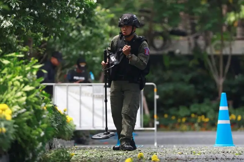 Два человека пострадали в результате трех взрывов в Бангкоке