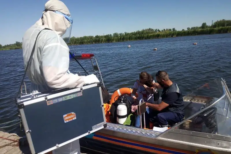 Женщина заплыла за буйки и едва не утонула в Костанае