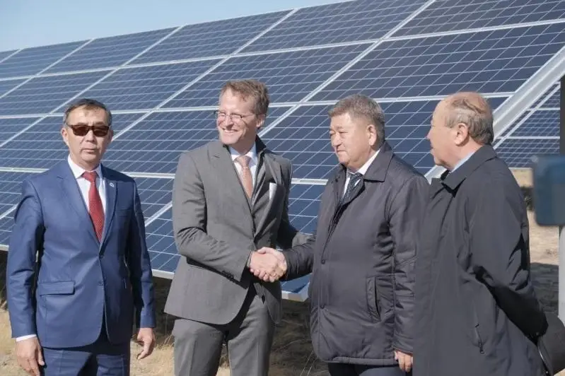 Третью солнечную электростанцию запустили в Карагандинской области