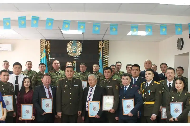 За спасение людей из снежных заносов награждены сотрудники ДЧС Павлодарской области