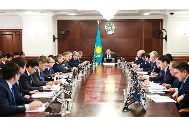 В Правительстве рассмотрели готовность страны к внедрению ОСМС