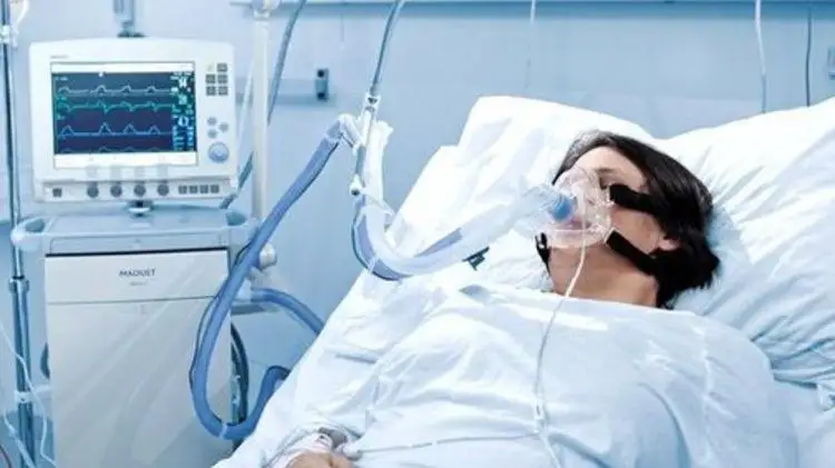 Закупили аппараты ИВЛ из-за рубежа: Президент поддержал общественников