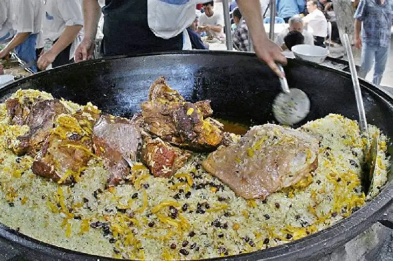 Более 20 казанов плова приготовят на Курбан-айт в Павлодаре