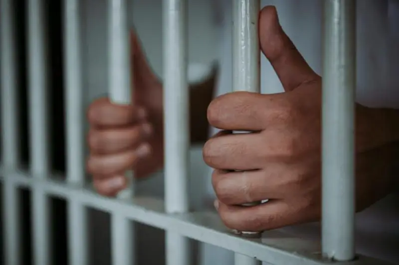 Подозреваемому иностранцу в убийстве дочери снова продлили арест в Алматы