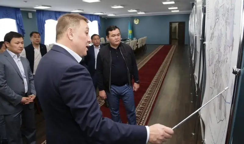 Достроить детскую больницу в Караганде потребовал Женис Касымбек