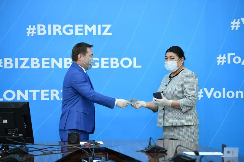 Десять шымкентцев наградили медалью «Халық алғысы»