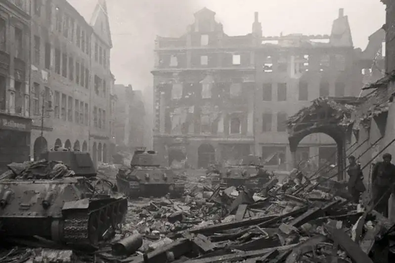 17 ДНЕЙ ДО ПОБЕДЫ: бои близ Берлина и Вены