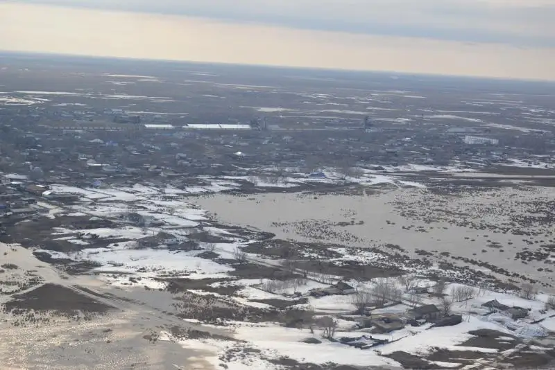 Совершен облет трех регионов для оценки паводковой обстановки