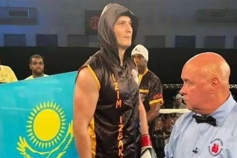 Непобежденный казахстанский супертяж узнал дату следующего боя в профи