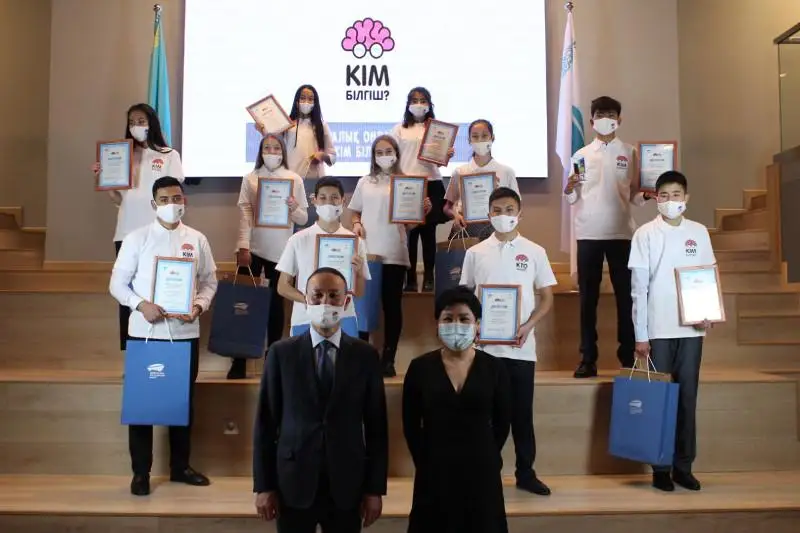 Известны победители международного онлайн-турнира  «Кто умнее?»