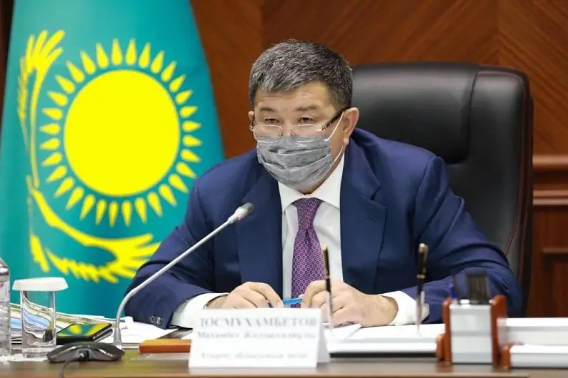 Аким Атырауской области провел онлайн-прием граждан