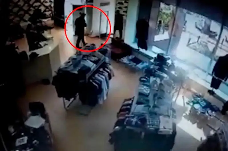 Похитителя дорогой одежды задержали в Таразе