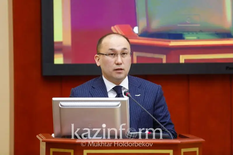 Я работал за 12 тысяч тенге – Даурен Абаев о своей зарплате в молодости