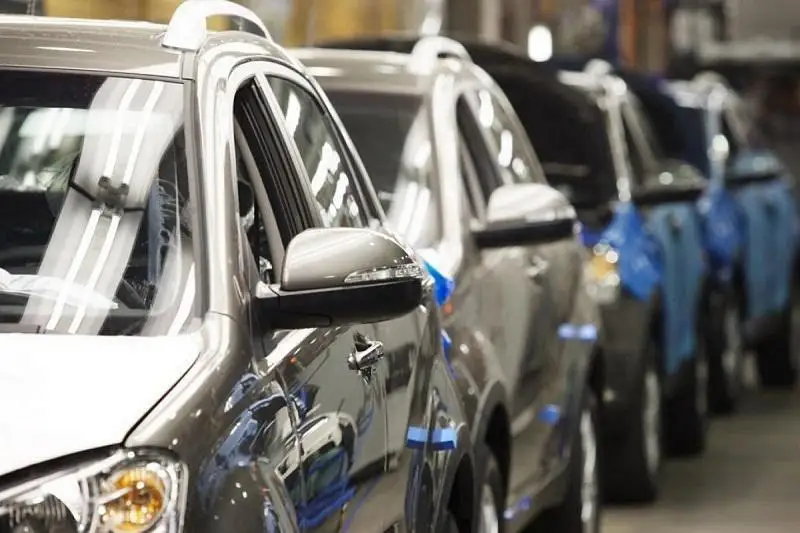 Снизится ли стоимость отечественных автомобилей из-за запрета на закуп иномарок для госорганов