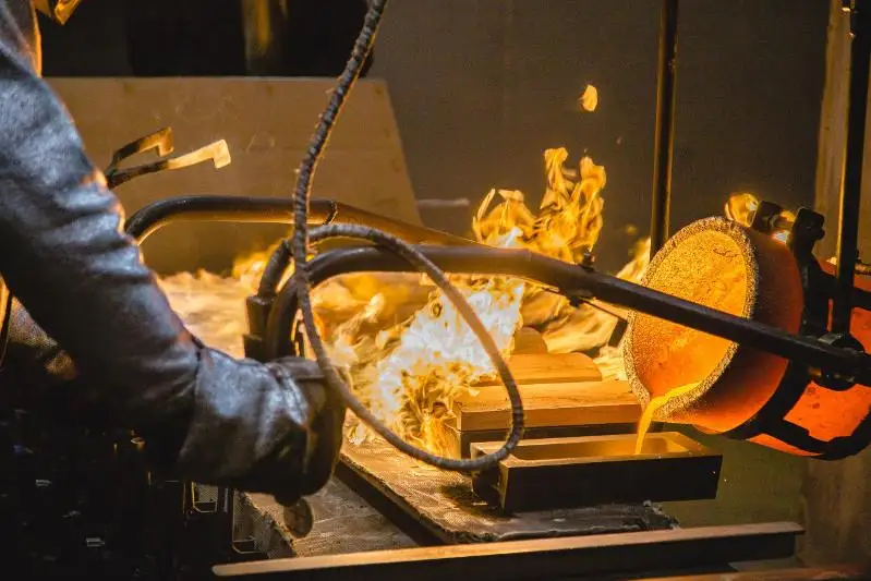 В Казахстане увеличили производство золота, серебра и автомобилей